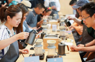 是時(shí)候?qū)?S店說再見了 互聯(lián)網(wǎng)銷售引領(lǐng)汽車產(chǎn)業(yè)變革